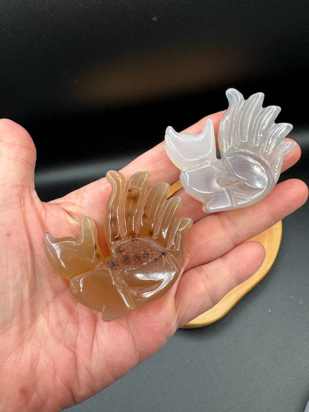 Druzy Agate Nine-Tailed Fox 2.2" | Sparkly Agate Fox Carving