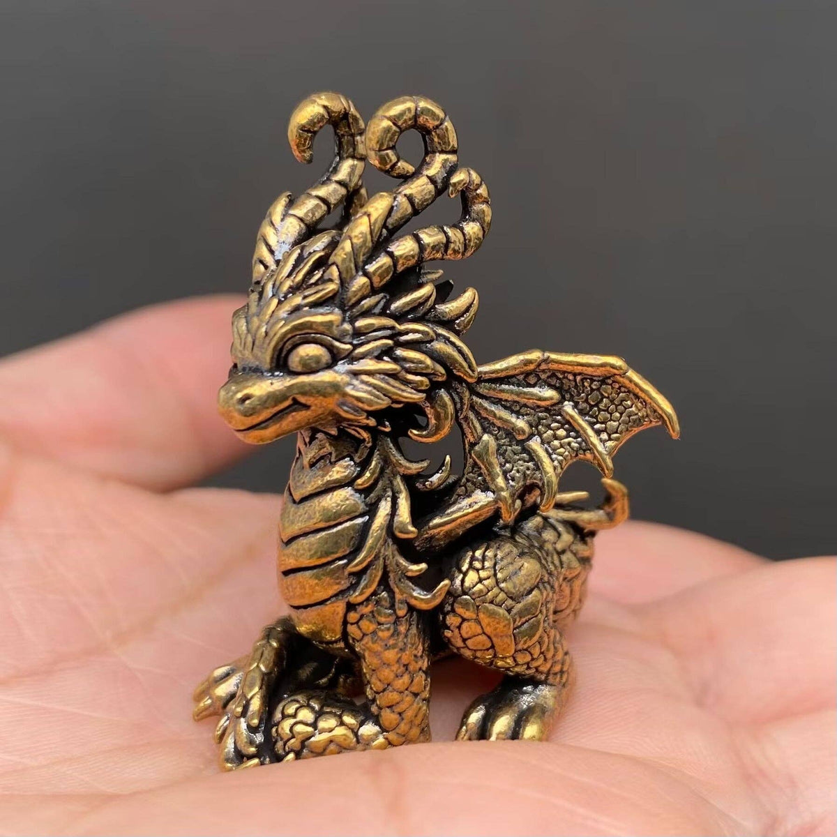 Small brass dragon figurine ornament