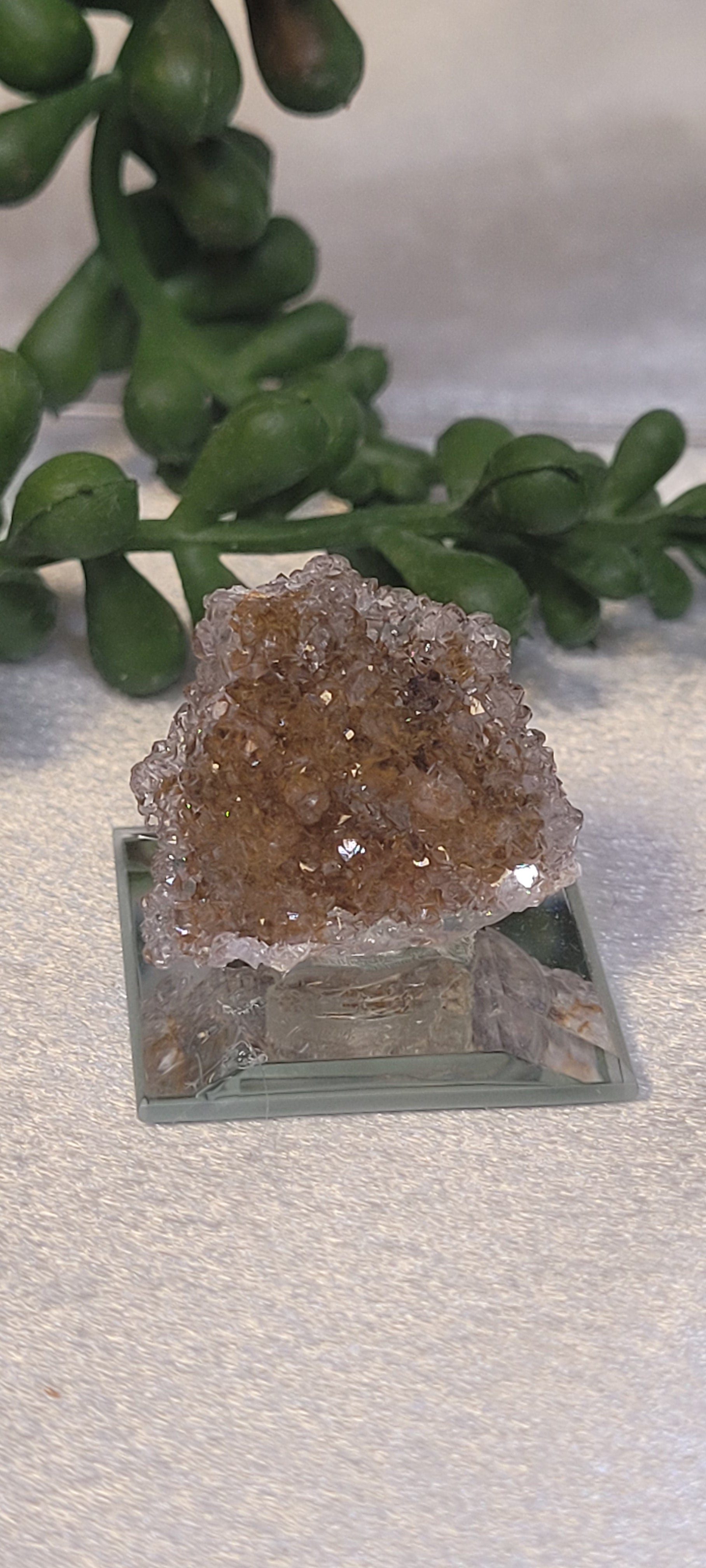 Druzy Crystal on Mirror Stand