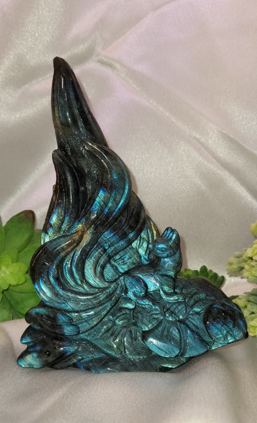 Labradorite Nine-Tailed Fox Carving ~Celestial Flame