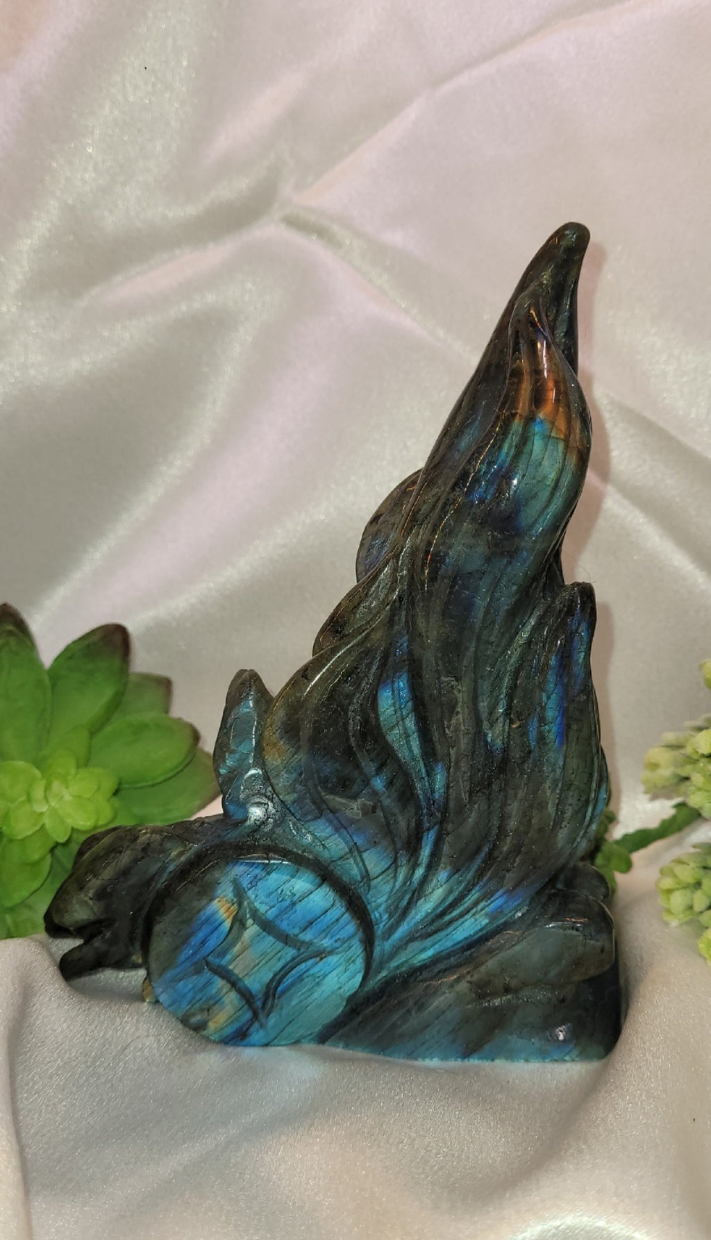 Labradorite Nine-Tailed Fox Carving ~Celestial Flame