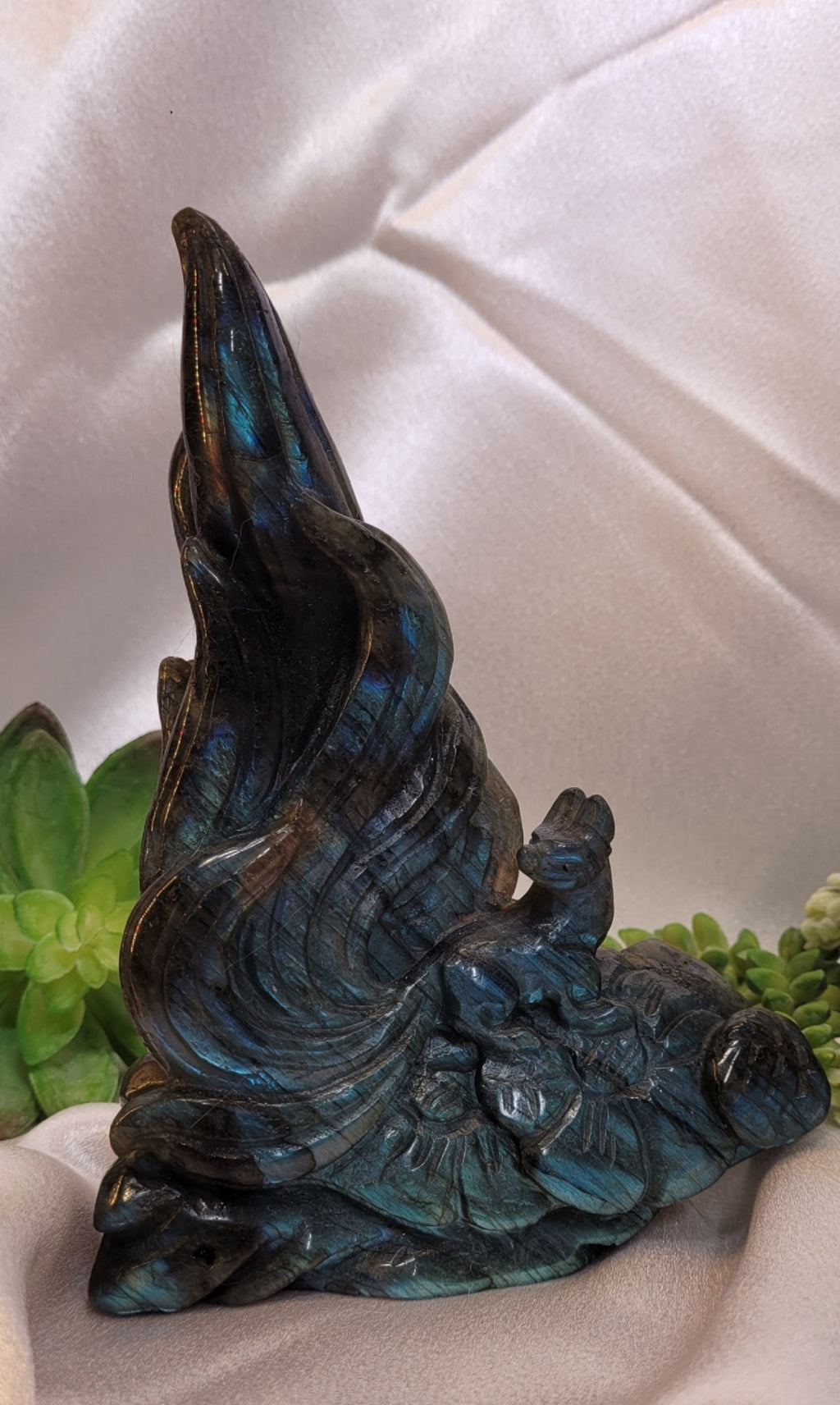 Labradorite Nine-Tailed Fox Carving ~Celestial Flame