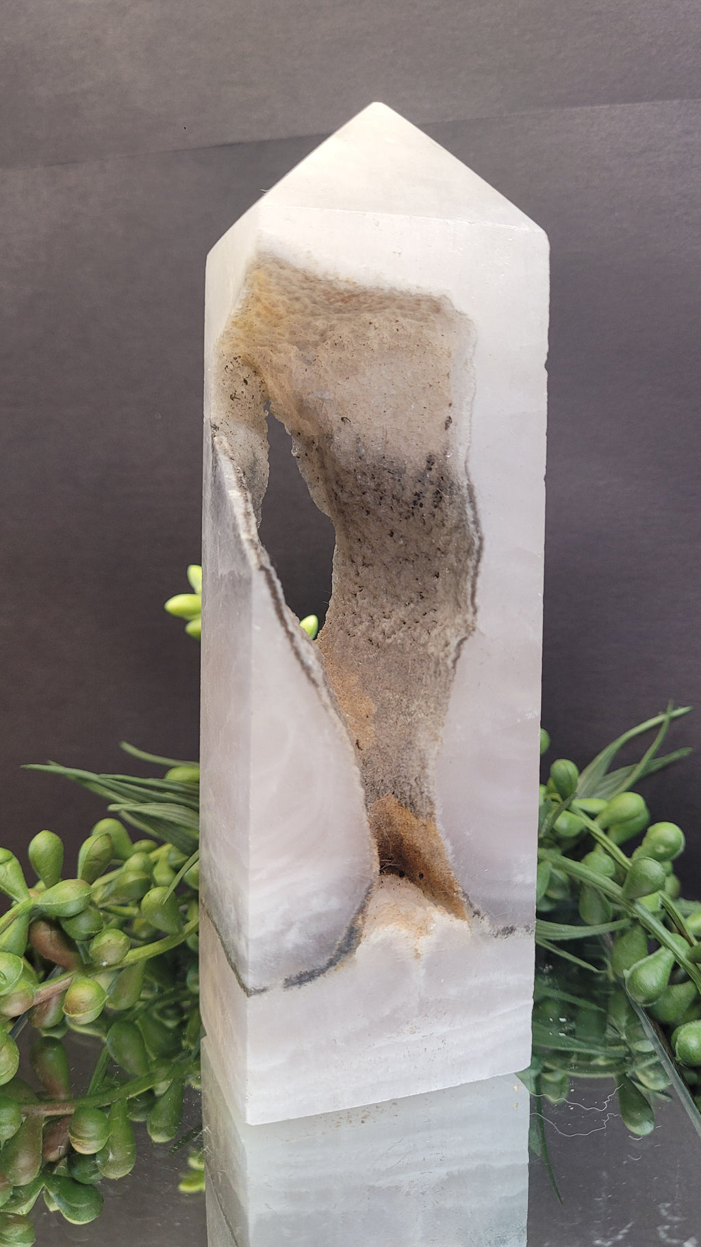 Blush White Onyx Portal Tower with Natural Druzy Window
