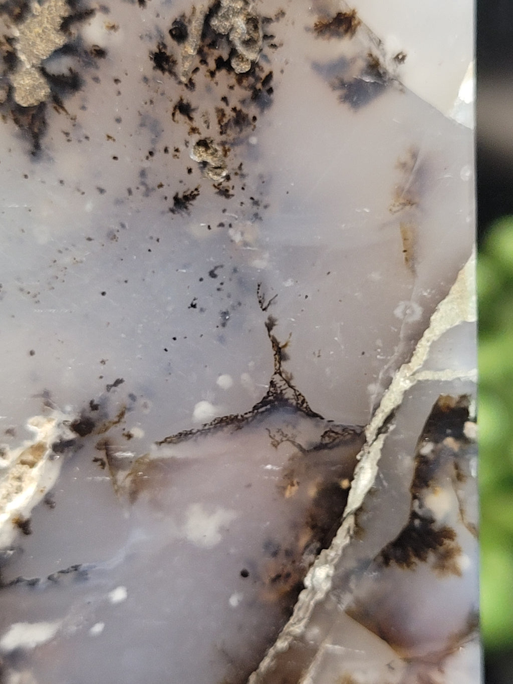 Dendritic Agate Tower