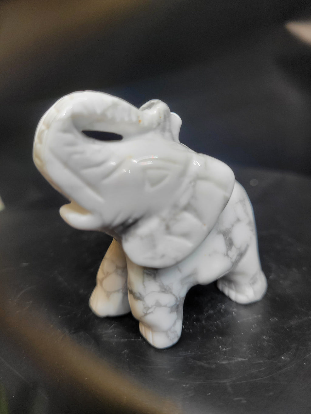 Howlite Elephant Carving