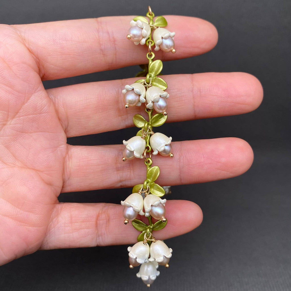 Freshwater pearl botanical bracelet