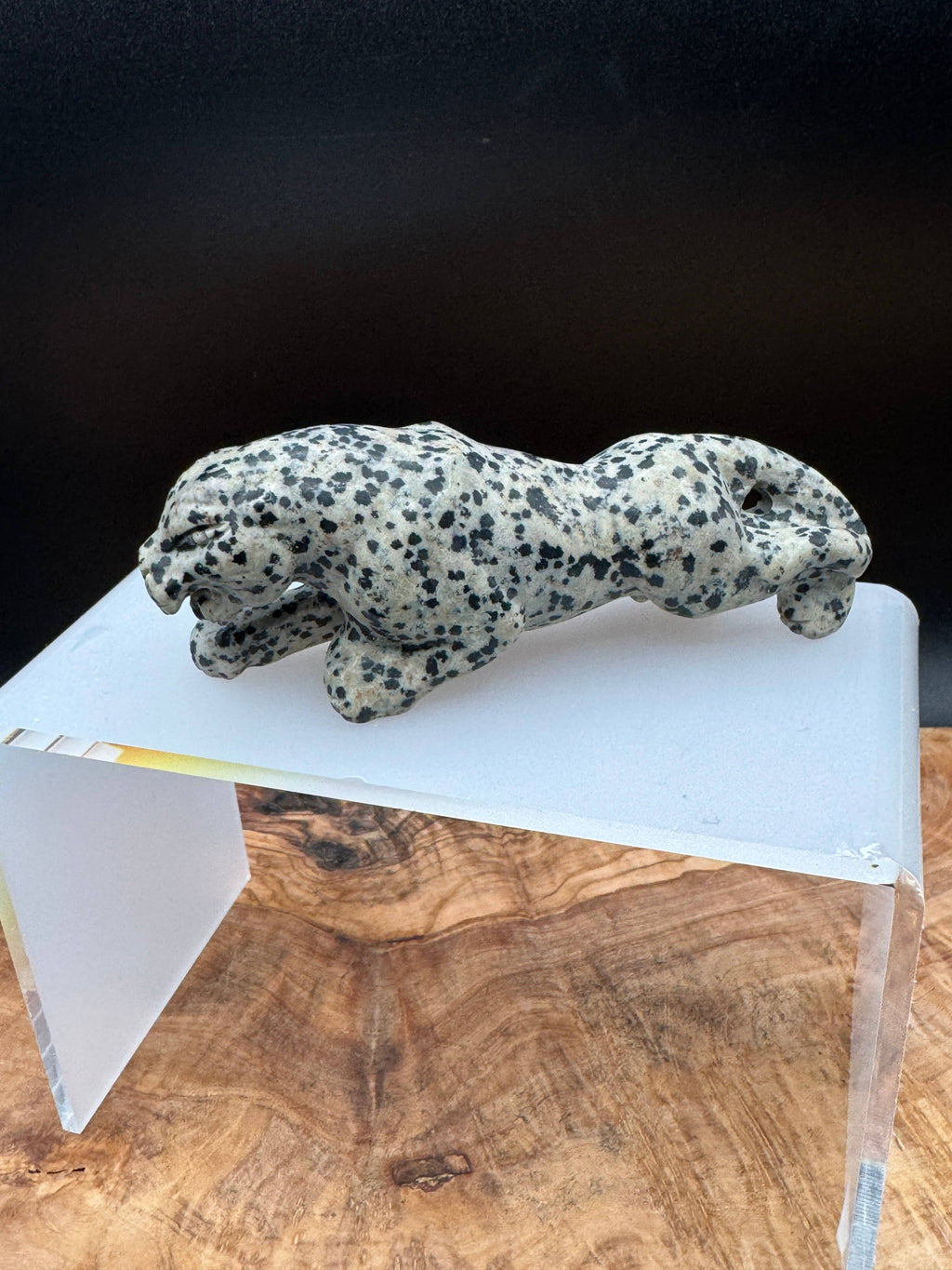 Kiwi jasper leopard panther carving 4.7"