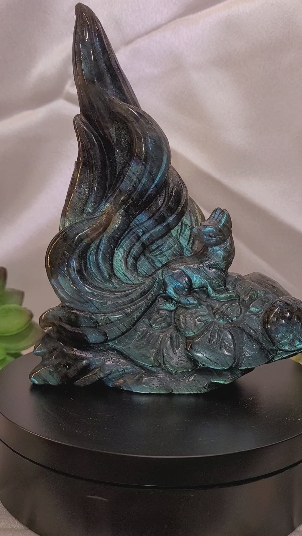 Labradorite Nine-Tailed Fox Carving ~Celestial Flame